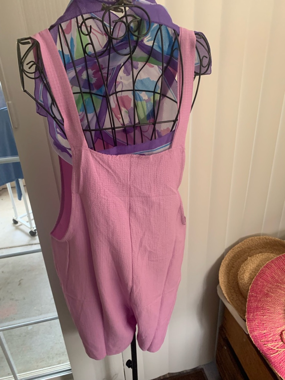 Casual Pink Pocket romper oversalls with Wide Straps - Picture 7 of 8
